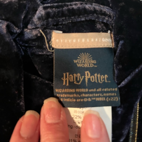 Pottery barn velvet ravenclaw robe - Picture 4 of 4